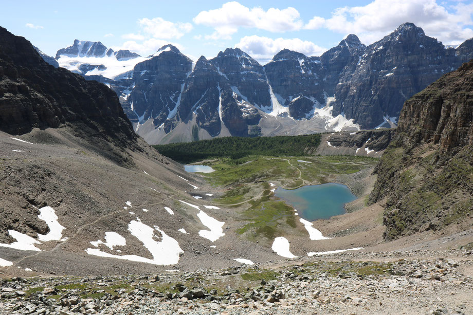 Vue sur Valley of ten Peaks depuis Sentinell Pass dans le Banff National Park (Alberta - Canada)