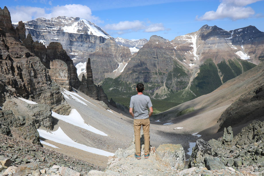 Vue sur Paradise Valley depuis Sentinell Pass dans le Banff National Park (Alberta - Canada)