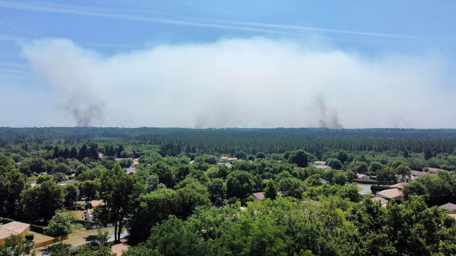 Le feu de Landiras le 14 juillet, depuis Cabanac./Photo LB