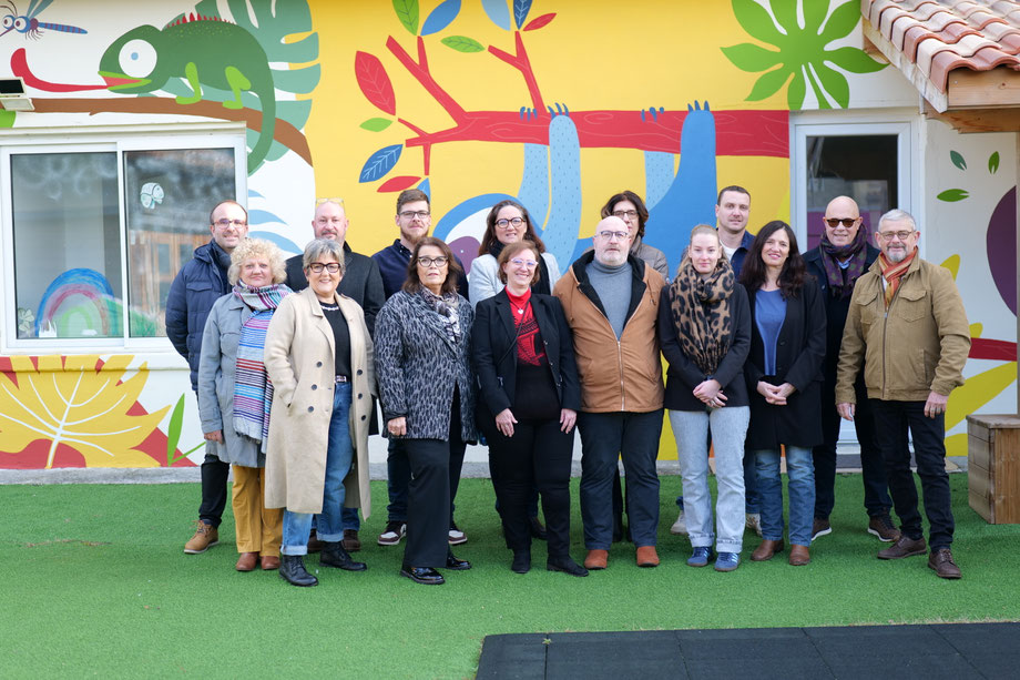 Légende photo : Photo de campagne pour Ghislaine Charles et ses colistiers./Photo LB.