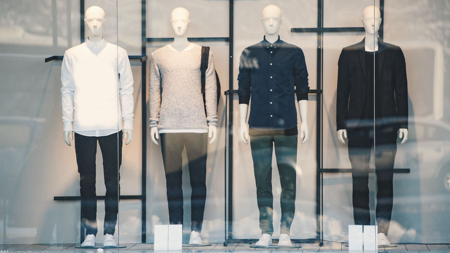 Immer wieder Neues zeigen - das gilt für ein Schaufenster im Detailhandel gleich wie für Ihre Webseite.
