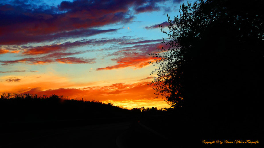 Hilden, Clasen/Stiller Fotografie, Udo Clasen, Patrick Stiller, Nachtaufnahme, Langzeitbelichtung, Sonnenaufgang, Sonnenuntergang, rot, grün, blau, orange, gold, gelb, Pflanzen, Baum, Bäume, HDR, Düsseldorf, Duisburg, Natur, Tiere, Wolken, 