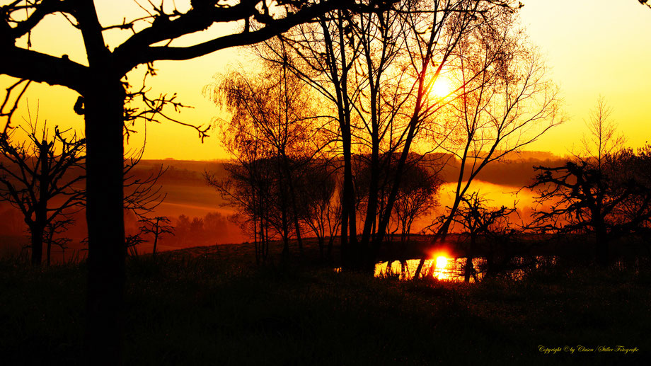 Sonnenaufgang am kleinem See