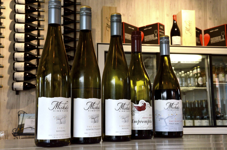 Misha's Vineyard Tasting Room, Cromwell