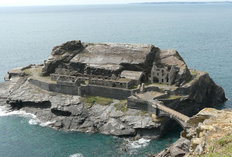 Quelque par dans le goulet de Brest Roscanvel,Pointe des Capucins