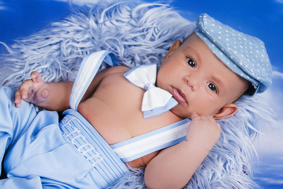 baby shoot in blue color