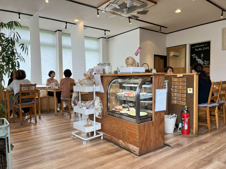 稲沢市　HARACAFE　グルメ　坂本塗装　名古屋営業所