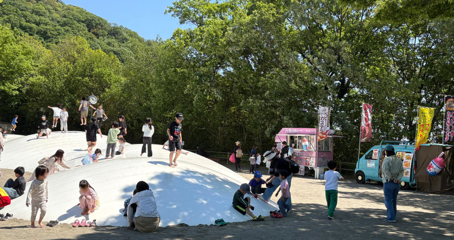 三毳山公園、メインビジュアルのわんぱく広場