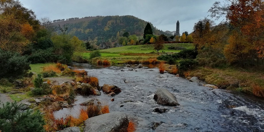 Sightseeing around Dublin - Glendalough round tower 