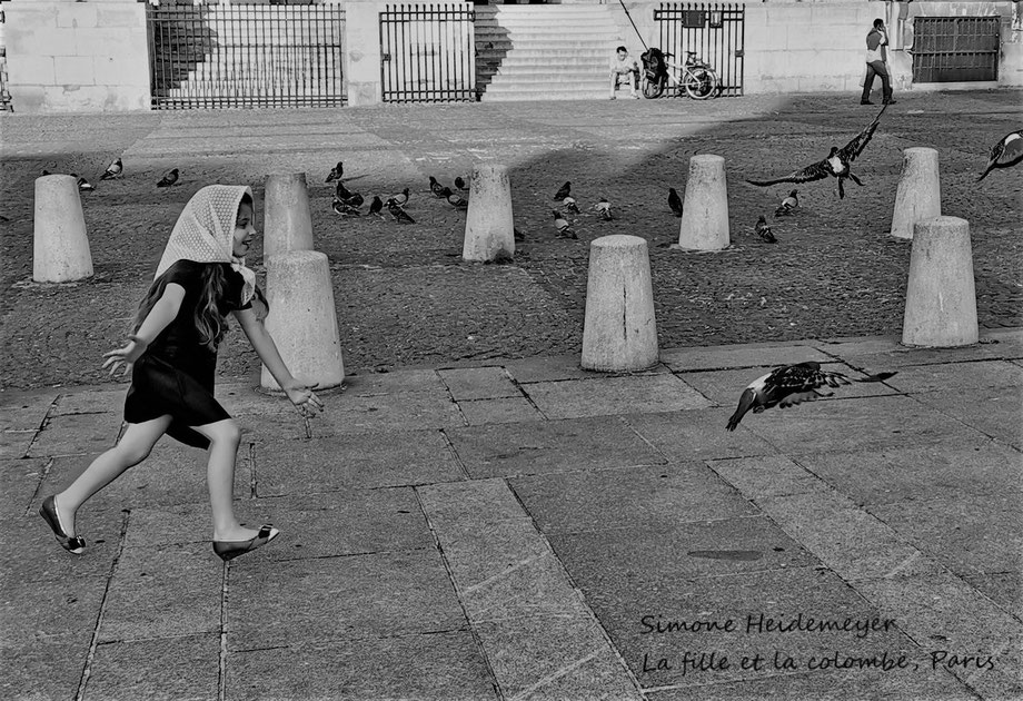 La fille et la colombe à Paris