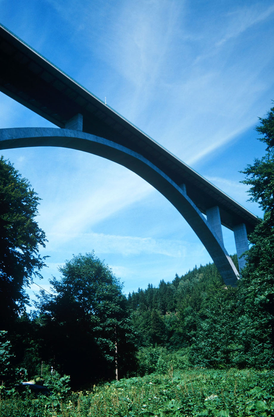 Talbrücke Gehlberg 2003