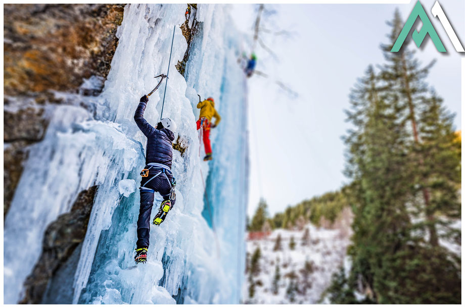 Eiskletterkurs im Aosta-Tal Erlebe die Faszination Eisklettern mit Eisfällen von Einsteiger bis Fortgeschritten mit AMICAL ALPIN