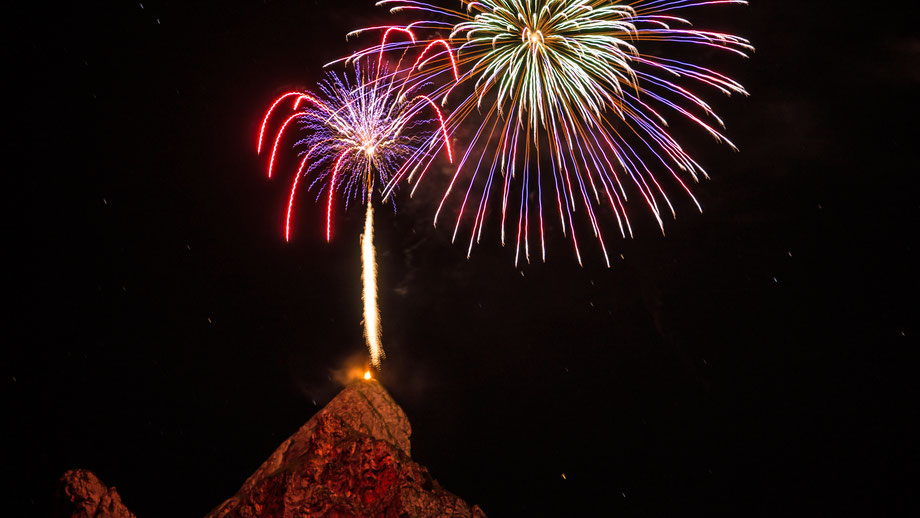 Feuerwerk vom Lerchengut aus. Foto: Kurt Meyer