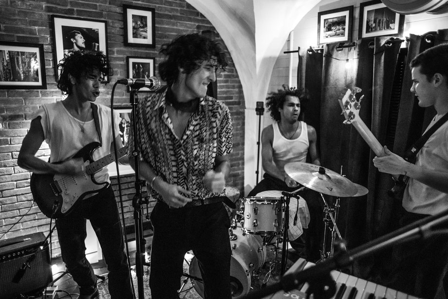 La Parade live at ZazouSession photographed by Vivien Liskovsky in Paris