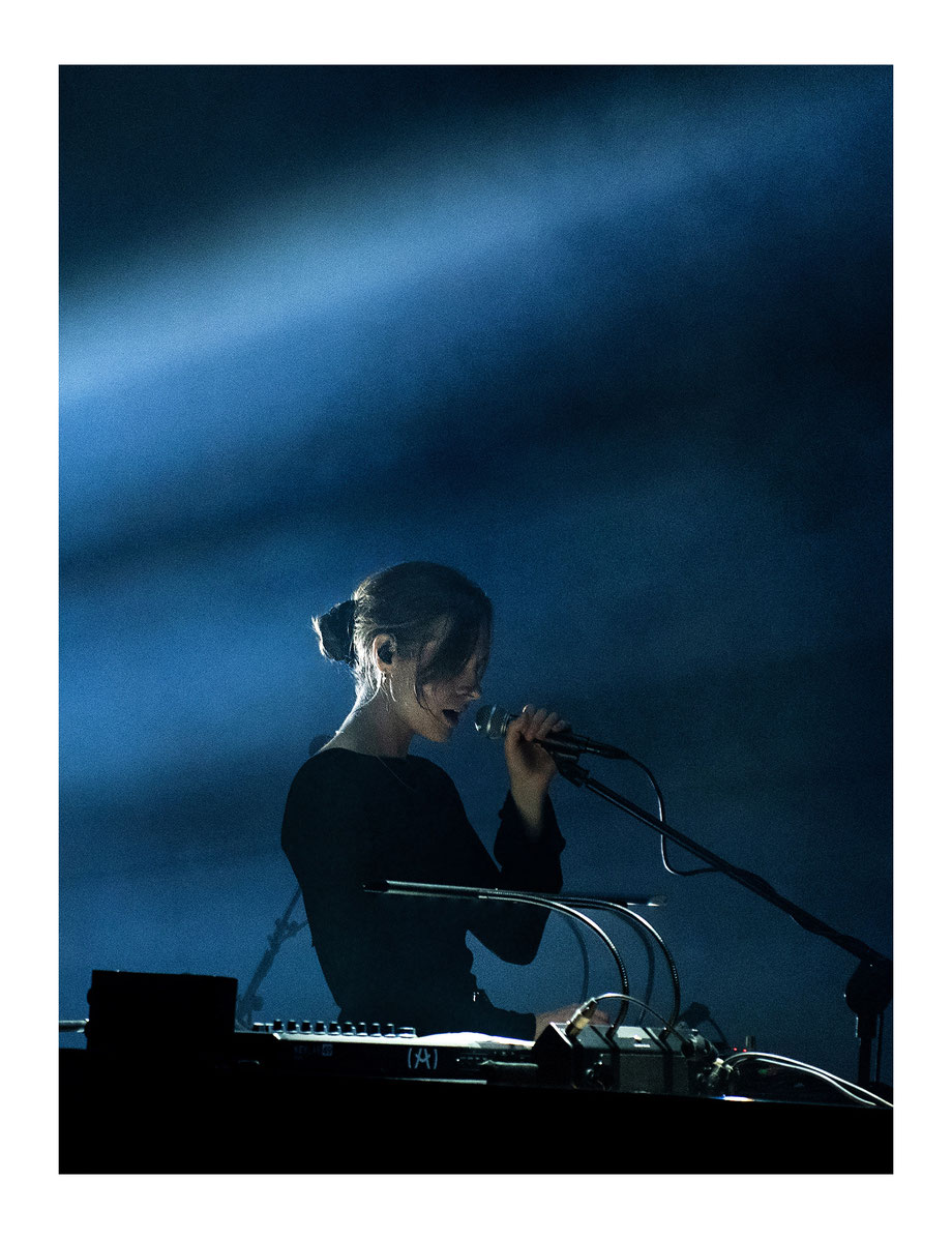 Hania Rani live concert photo at Salle Pleyel in Paris, April 3, 2025, taken by Vivien Liskovsky