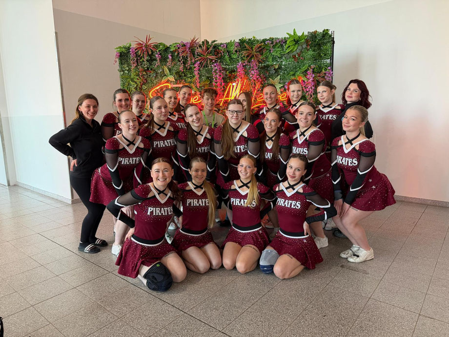 Pirates Cheerleader aus Werder