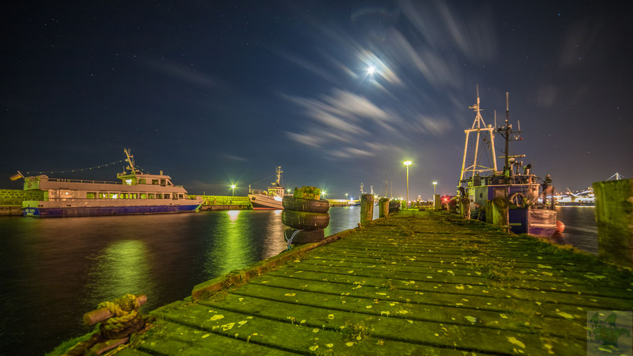 Hafen Sassnitz bei halb Mond