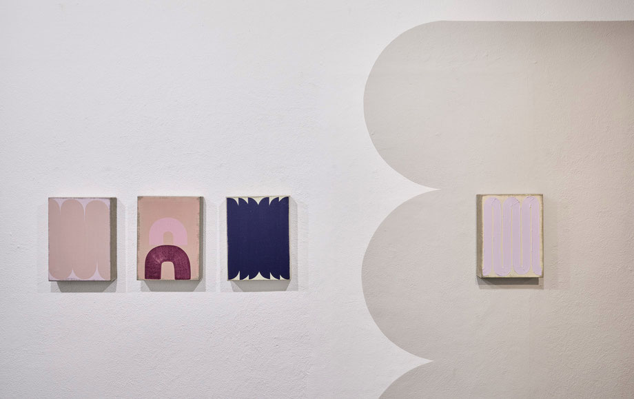 Ausstellungsansicht, Julia Brennacher - Spaces of Resonance, Galerie am Stadtplatz, Wörgl, 2024.
