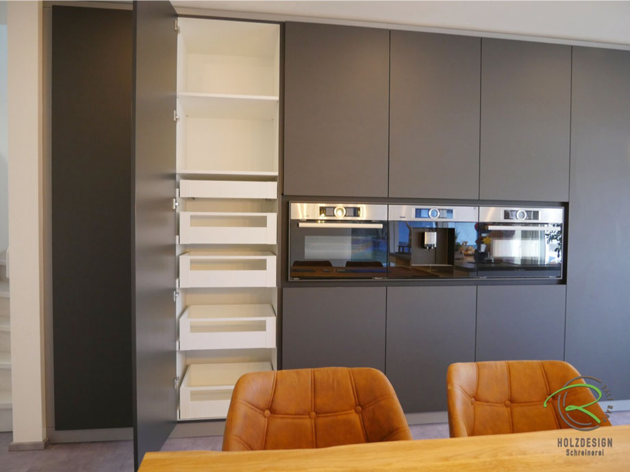 schwarze Küchen - Schreinerei - Holzdesign Rapp Geisingen