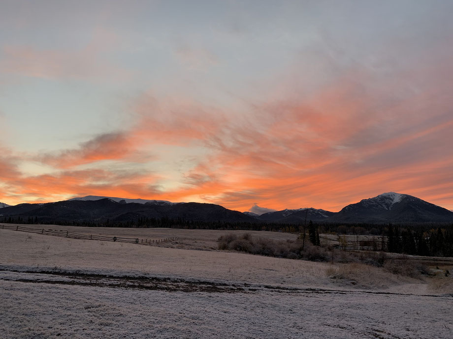 Sunrise over the Marble Mountain Range