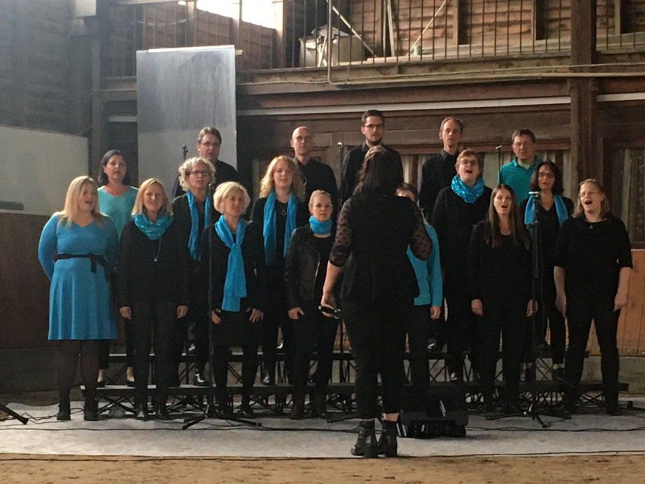 Injoy Singers zu Gast beim Reitverein Usingen Chor