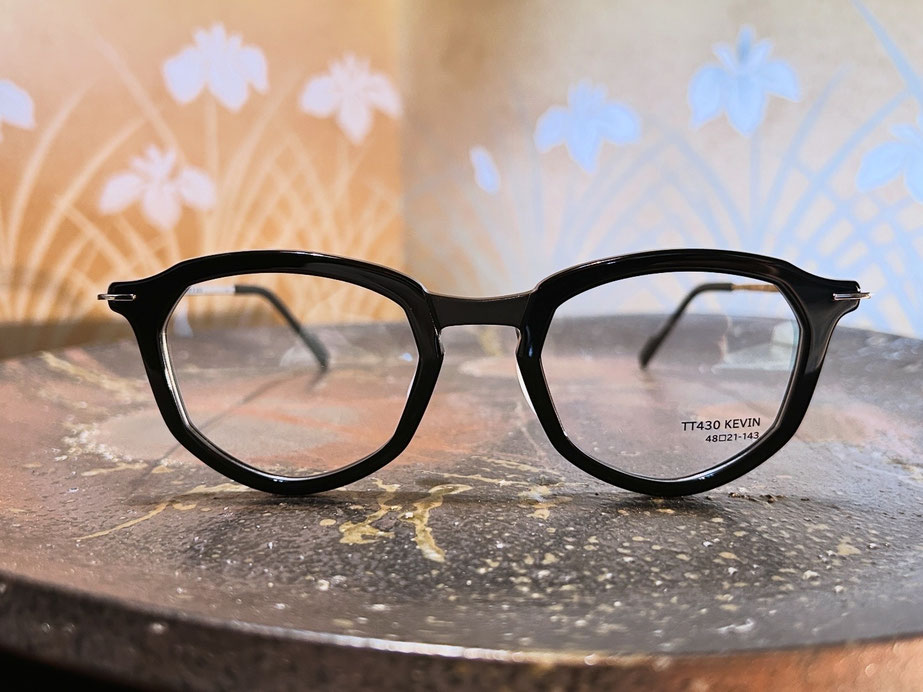 TITANIKA TT430 KEVIN col.Black / 51,700yen(tax included)