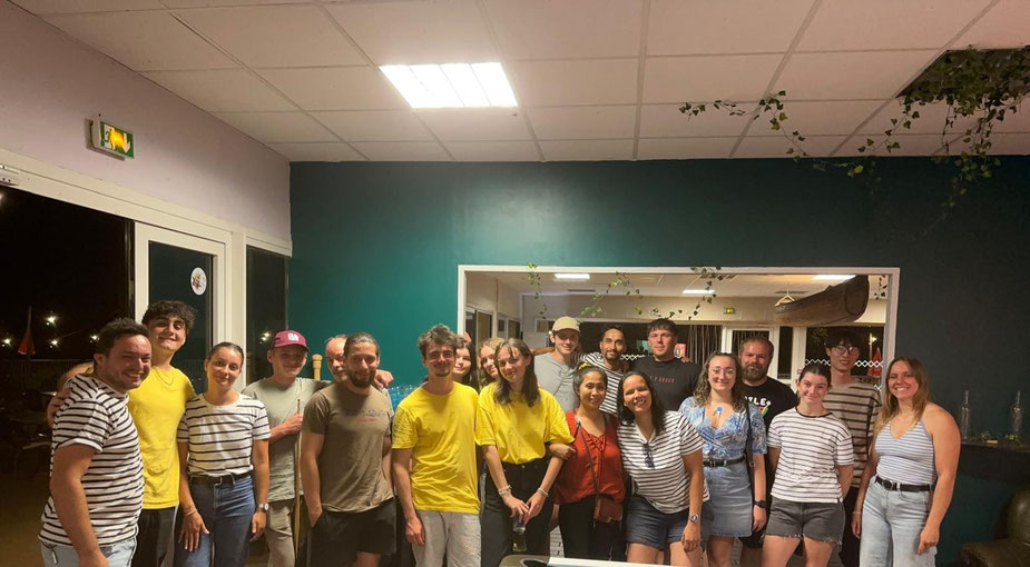 Equipe saisonnière camping 