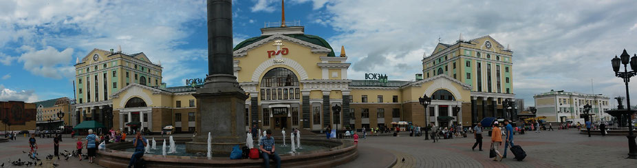 Krasnojarsker Bahnhofsplatz