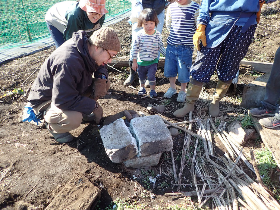 農業体験。石窯づくり　