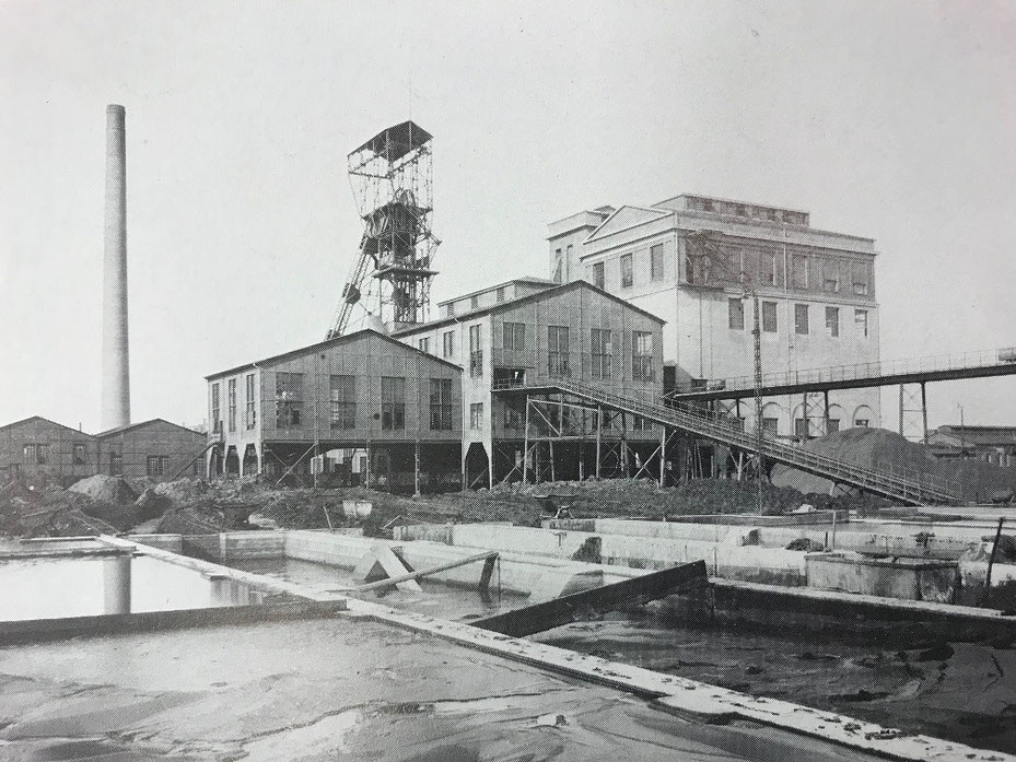 Auf Schacht III in Rünthe arbeiteten viele Bergleute aus dem Mansfelder Land. Das Foto entstand 1920. (Bildnachweis: Stadtarchiv Bergkamen)