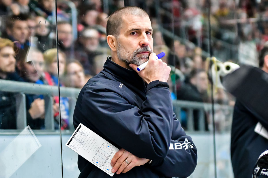 Sportdirektor und Head-Coach der THOMAS SABO Ice Tigers, Martin Jiranek