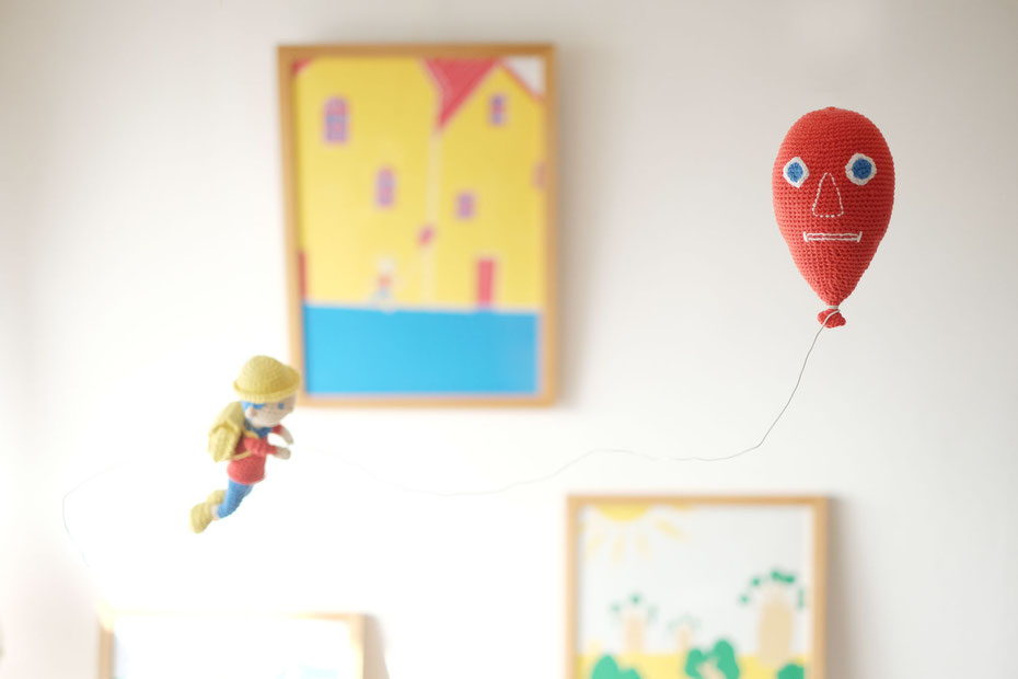 絵本作家ミヤタタカシの切り絵「イラスト」と手編み作家こまいての「あみぐるみ」