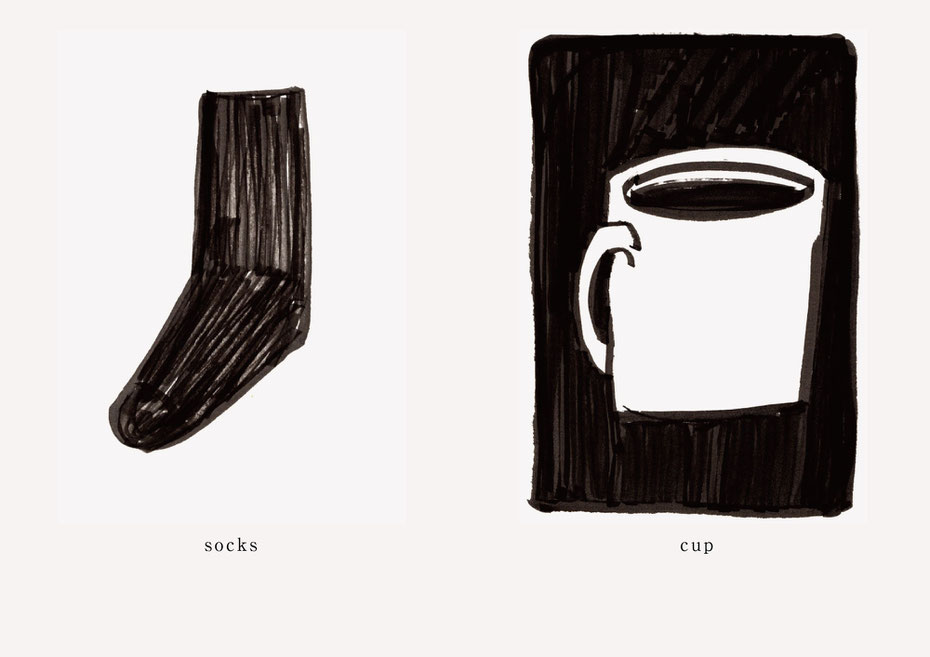 広島のイラストレーター、絵本作家であるミヤタタカシの黒のフェルトペンで描かれたモノクロームイラスト「socks and cup」