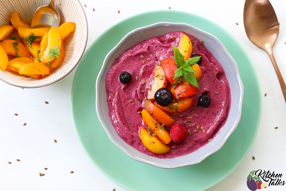 Smoothie Bowl , healthy breakfast , gesundes Frühstück , Kalorienarmes Frühstück , Abnehmen , Low Calorie , nutricious , gesunder snack , früchte