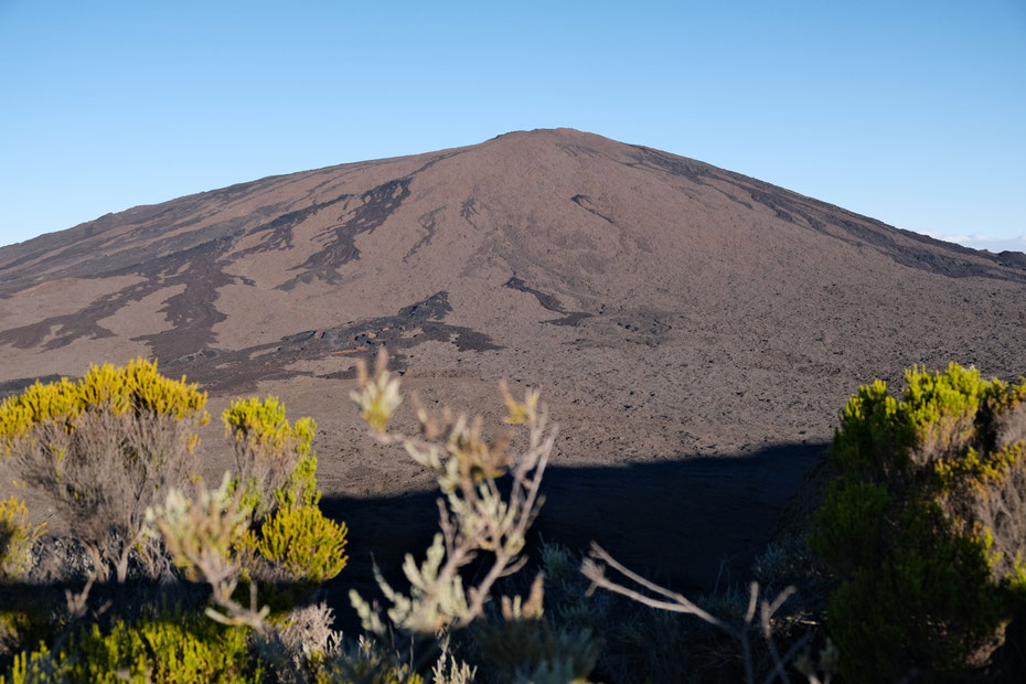 Piton de la Fournaise vu depuis le Pas de Bellecombe, La Réunion