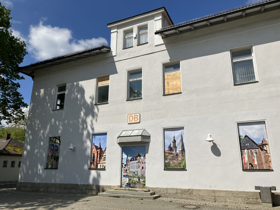 In das Bahnhofsgebäude Bad Windsheim soll ein Inklusions-Café einziehen. Foto: LAG Aischgrund/Anne Billenstein