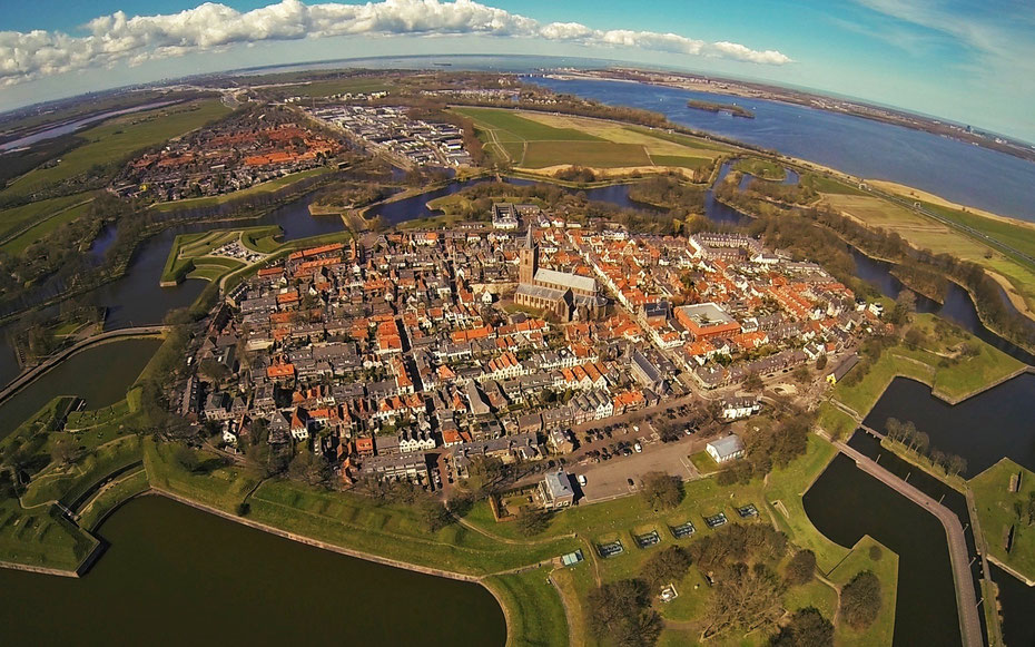 世界遺産「オランダの水利防塞線群」、星形要塞都市ナールデン