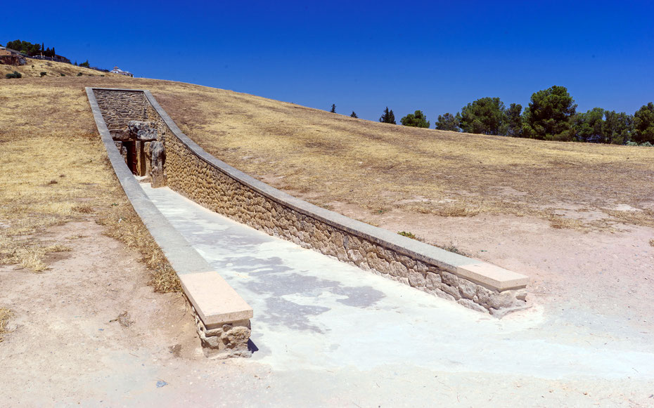 世界遺産「アンテケラのドルメン遺跡」、ヴィエラ・ドルメン