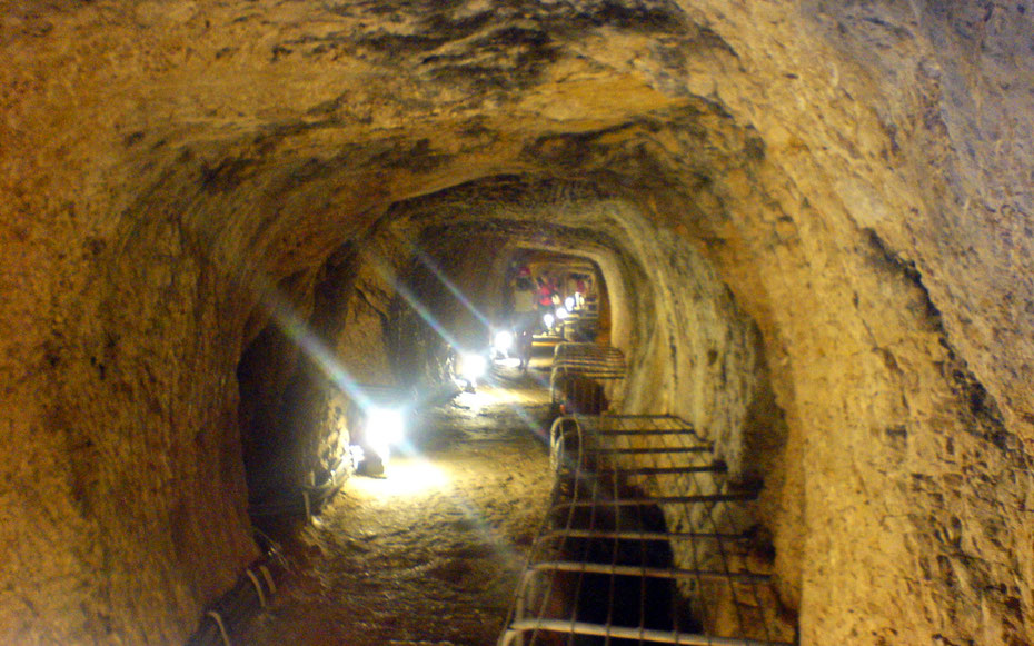 世界遺産「サモス島のピタゴリオンとヘラ神殿」、ピタゴリオンのエウパリノスのトンネル