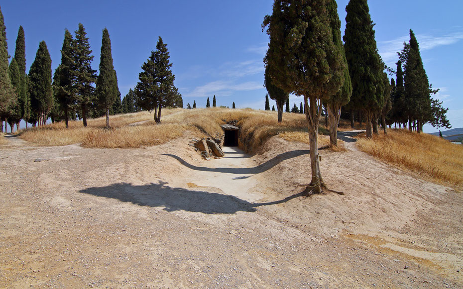 世界遺産「アンテケラのドルメン遺跡」、エル・ロメラルのトロス