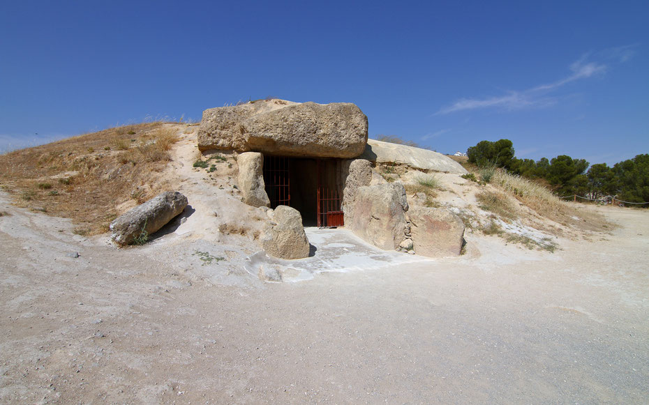 世界遺産「アンテケラのドルメン遺跡」、メンガ・ドルメン 