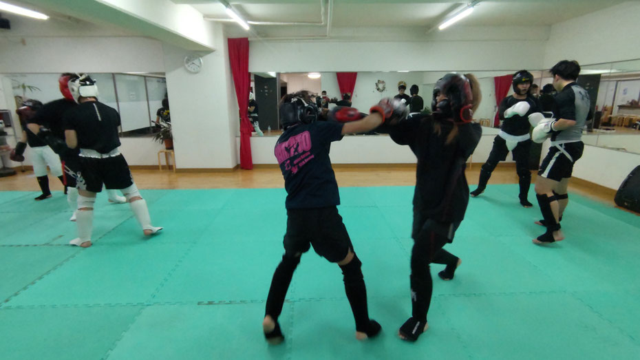 teamYAMATO奈良北支部【西大寺】　本格的なキックボクシングの練習をしています。　空手柔道出身者も多数。