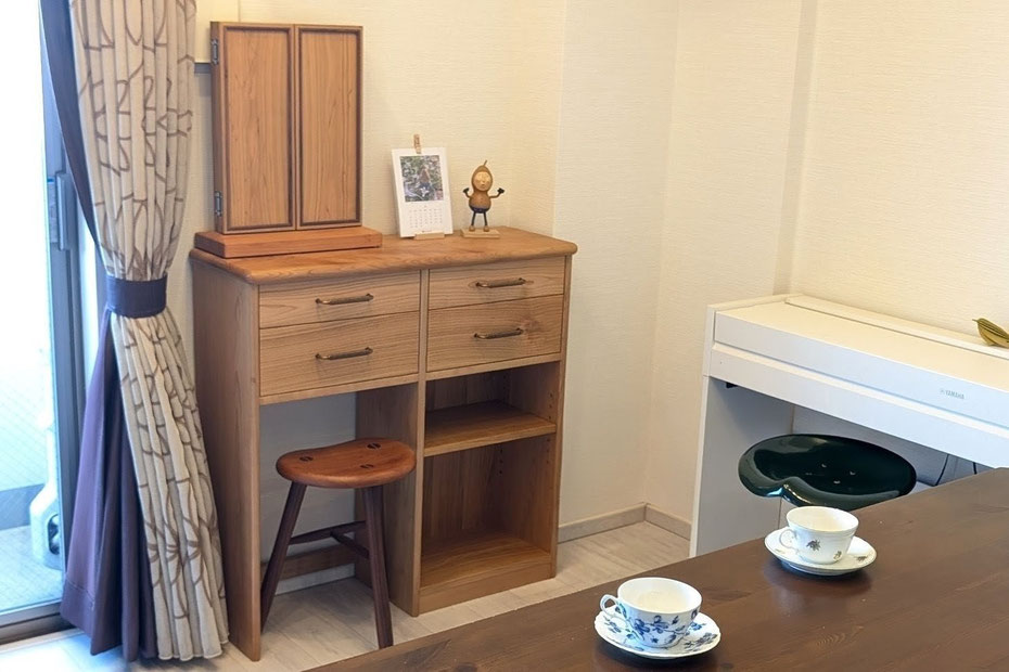 お気に入りを収納できるドレッサー（茅ヶ崎市・T様邸）納品