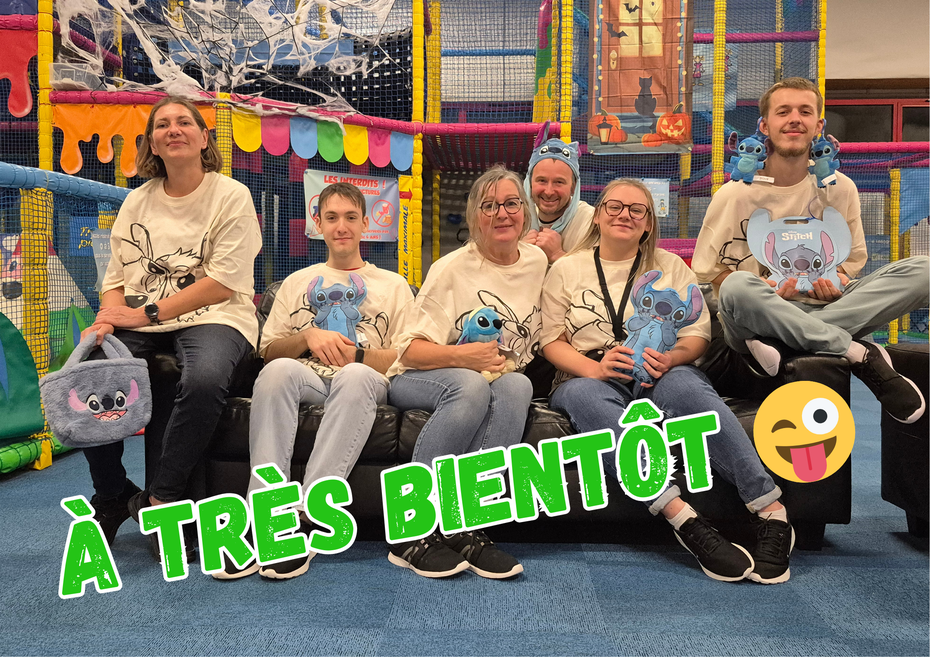 Équipe du parc de jeux couvert Les P’tits Fous à La Lande-Patry – accueil et animations pour enfants