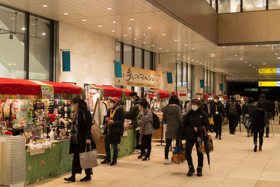 社会福祉法人オリーブの樹  手しごとマルシェ in ペリエ千葉 障害福祉 サービス 事業所等 手しごと 製品 販売会 ちば 農福連携 JR千葉駅 中央改札外 コンコース サービスと活動 生活介護 日中活動 オリーブ轟 オリーブ亥鼻 オリーブ鎌取 オリーブハウス 就労移行支援 就労継続支援Ａ型 就労継続支援Ｂ型 千葉市花見川区横戸  