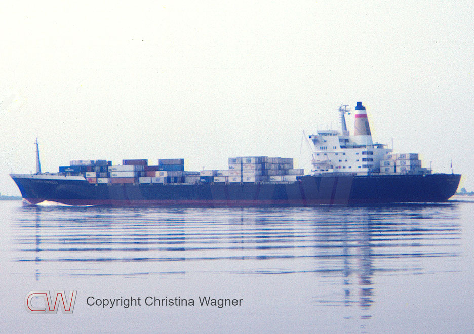 Hapag-Lloyd Containerschiff Sydney Express, IMO: 7011137