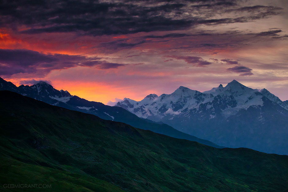 » а. Холмы грузии арагва. Холмах грузии римский. Холмы грузии арагва. На холмах грузии романс римского-корсакова ноты.