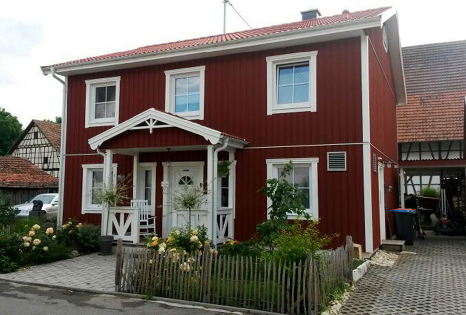 Referenzhaus Holzhaus im Schwedenstil Modell Nordkap Stadtvilla von Berg