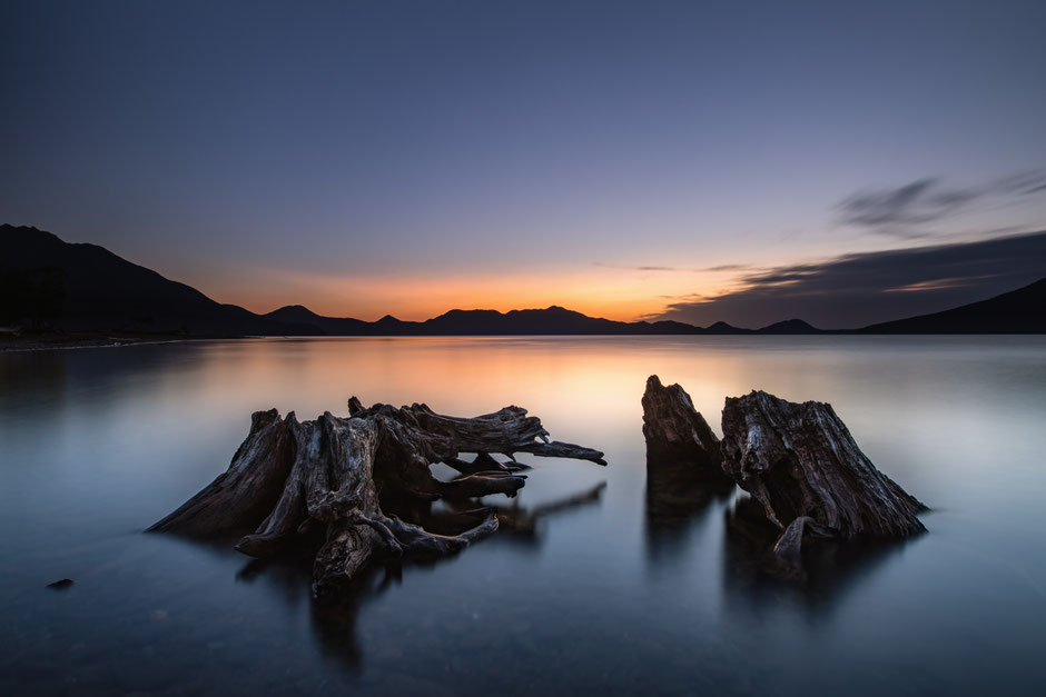 Dawn hokkaido japan landscape nature lake water 北海道 日本 夜明け 日の出 支笏湖 星景 金星 オリオン 近井 近井直行 NiSi フィルター ND GND ハーフフィルター KANI 撮影 撮影技術 撮影方法 絶景 三脚 写真 カメラ レンズ 長時間露光 写真 写真上達 撮影方法  カメラ レンズ 星 星景 星景写真 室蘭 チカイ ちかい ナショジオ NationalGeographic naoyuki_1031 naochin 支笏湖 北海道 