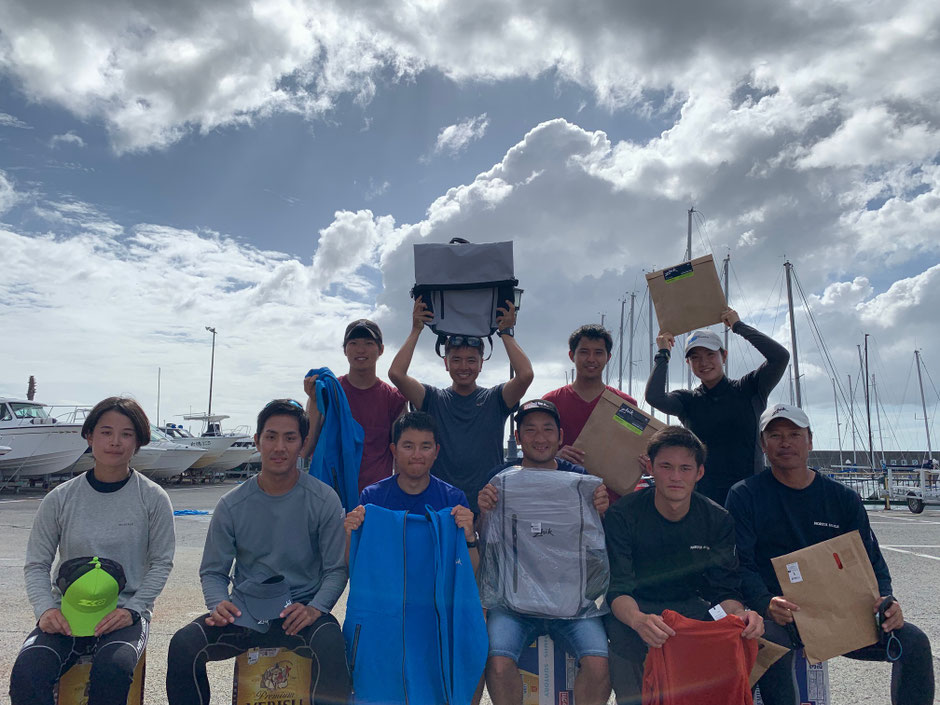 第三回江ノ島スナイプの入賞者の皆さん。優勝はSEAWARD 近藤・鈴木組でした!